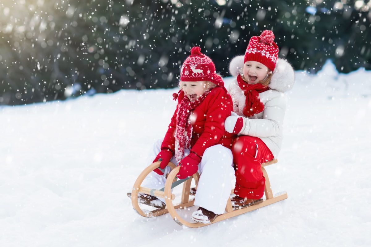 kids sledding